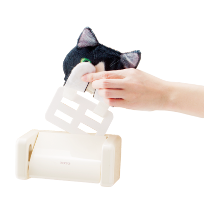 遊びにきたニャ！ぶらさがる猫のペーパーストッカーが登場